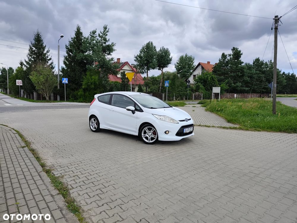 Ford Fiesta 1.6 Sport - 15