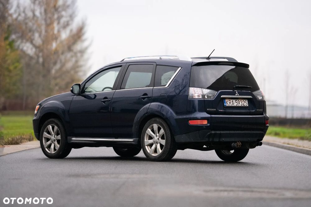 Mitsubishi Outlander 2.0 DID Intense - 9
