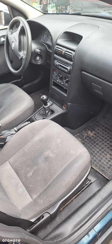 Opel Astra 1.4 - 5