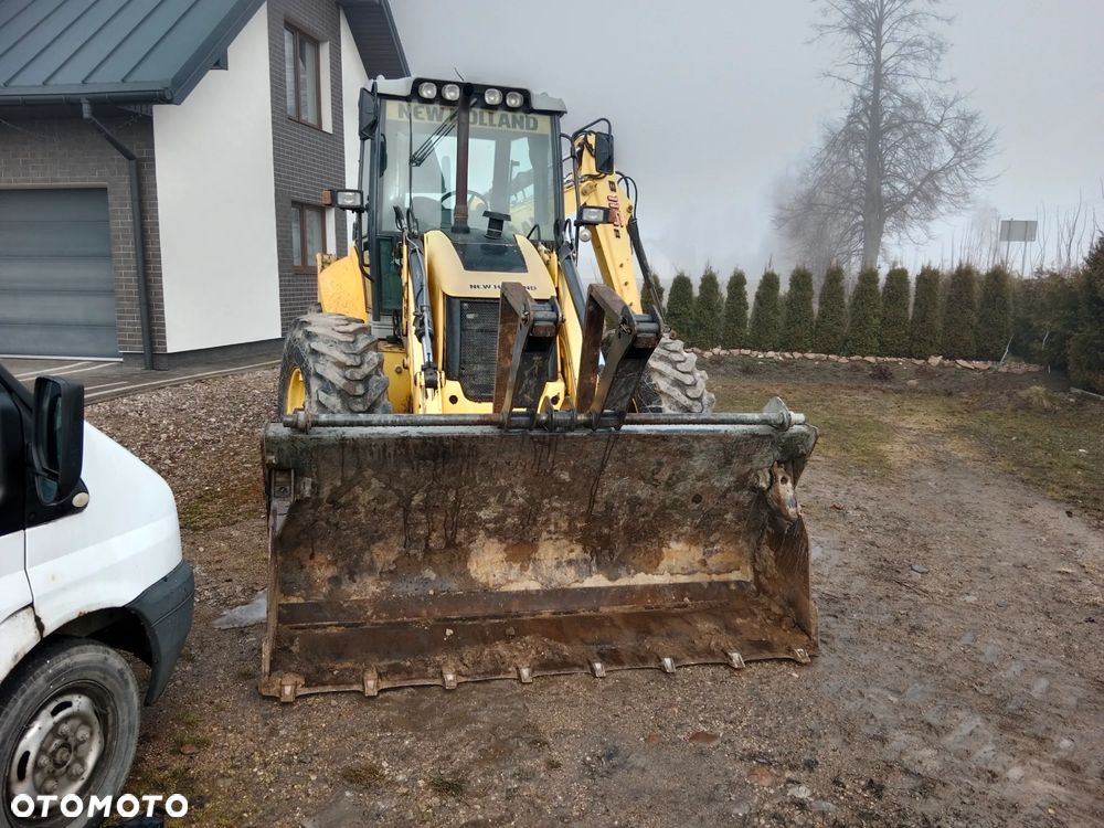 New Holland B115B - 3
