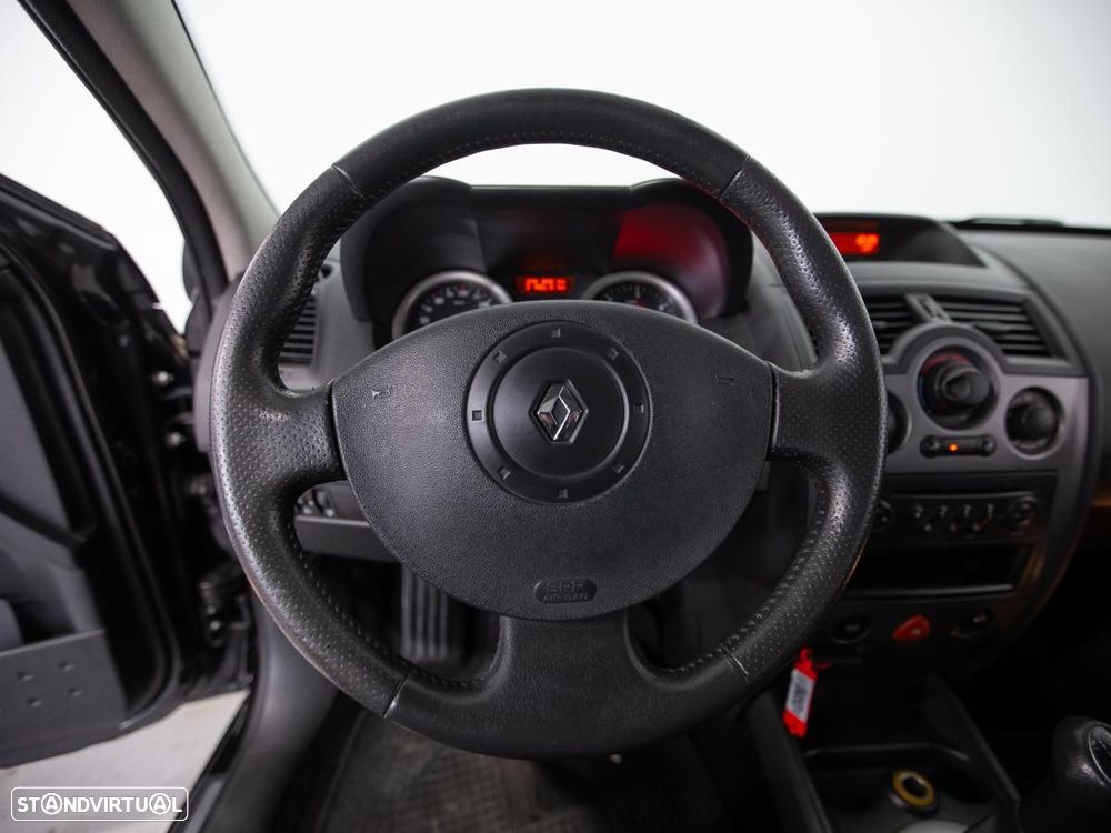Renault Mégane Sport Tourer - 11