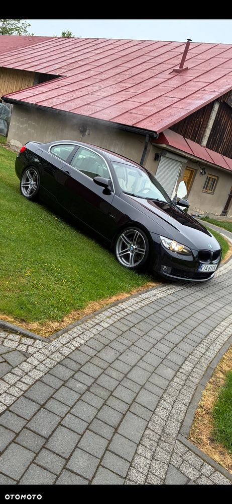 BMW Seria 3 325i - 1