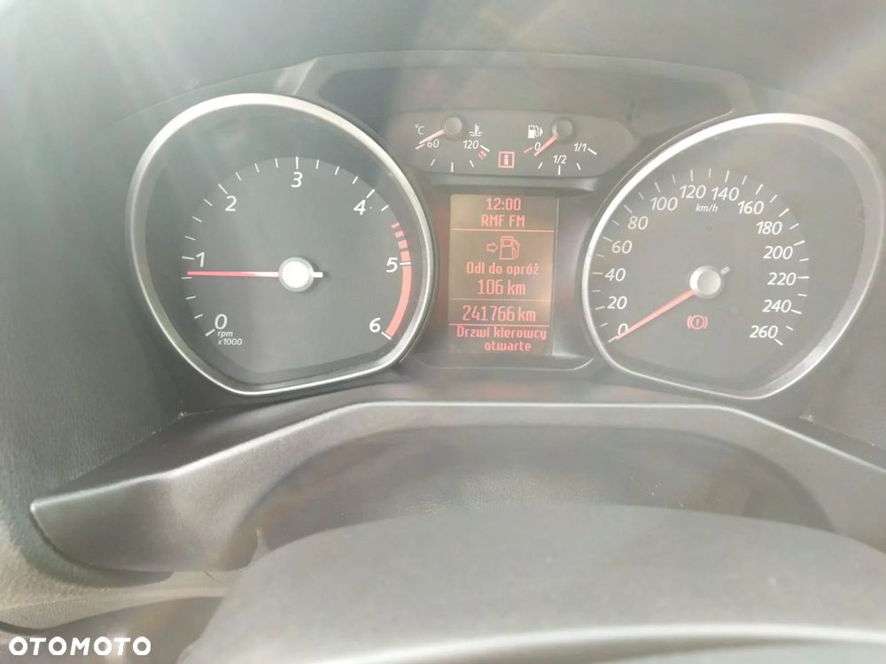 Ford Mondeo 2.0 TDCi Ambiente - 13