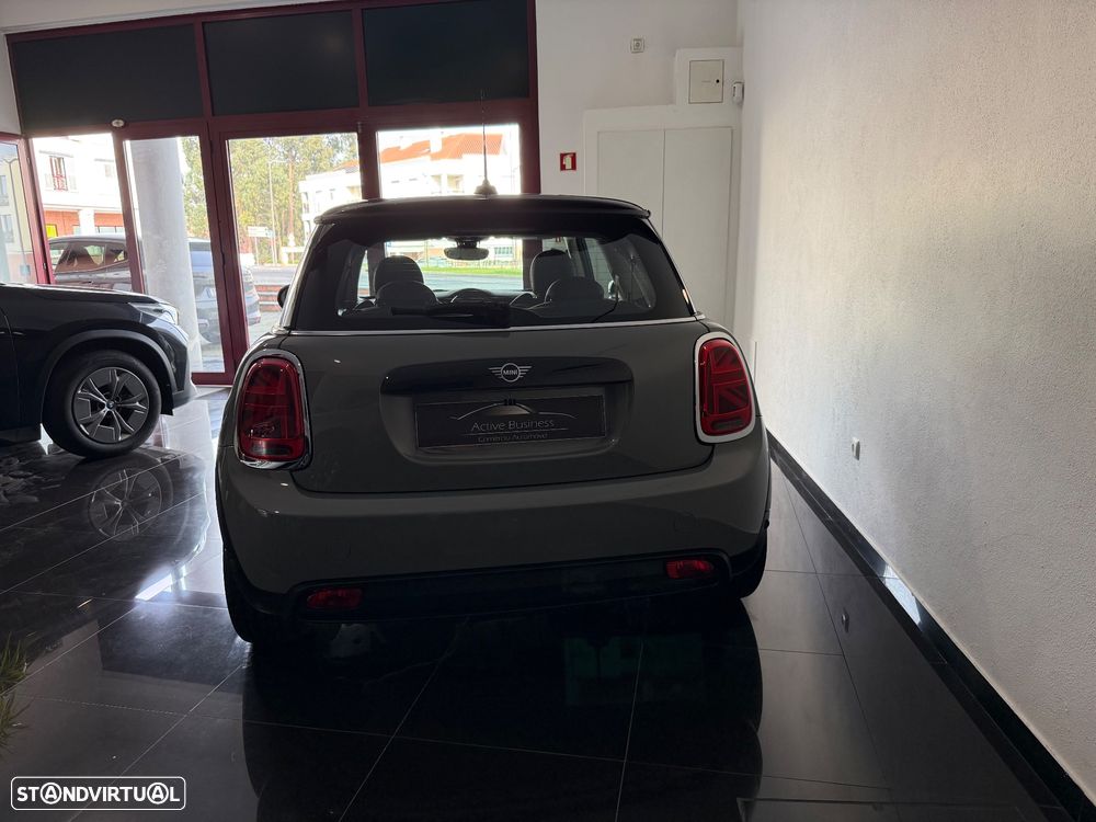 MINI 3 Portas Cooper SE Classic - 4