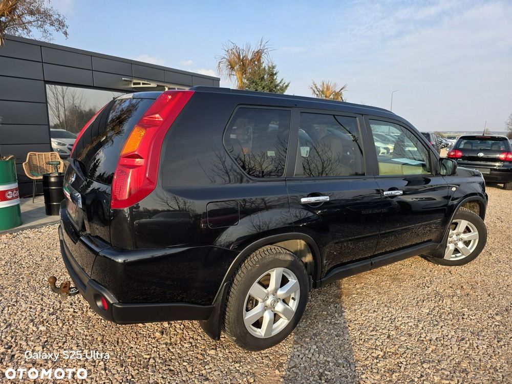 Nissan X-Trail 2.5 4x4 CVT-Automatik SE - 25