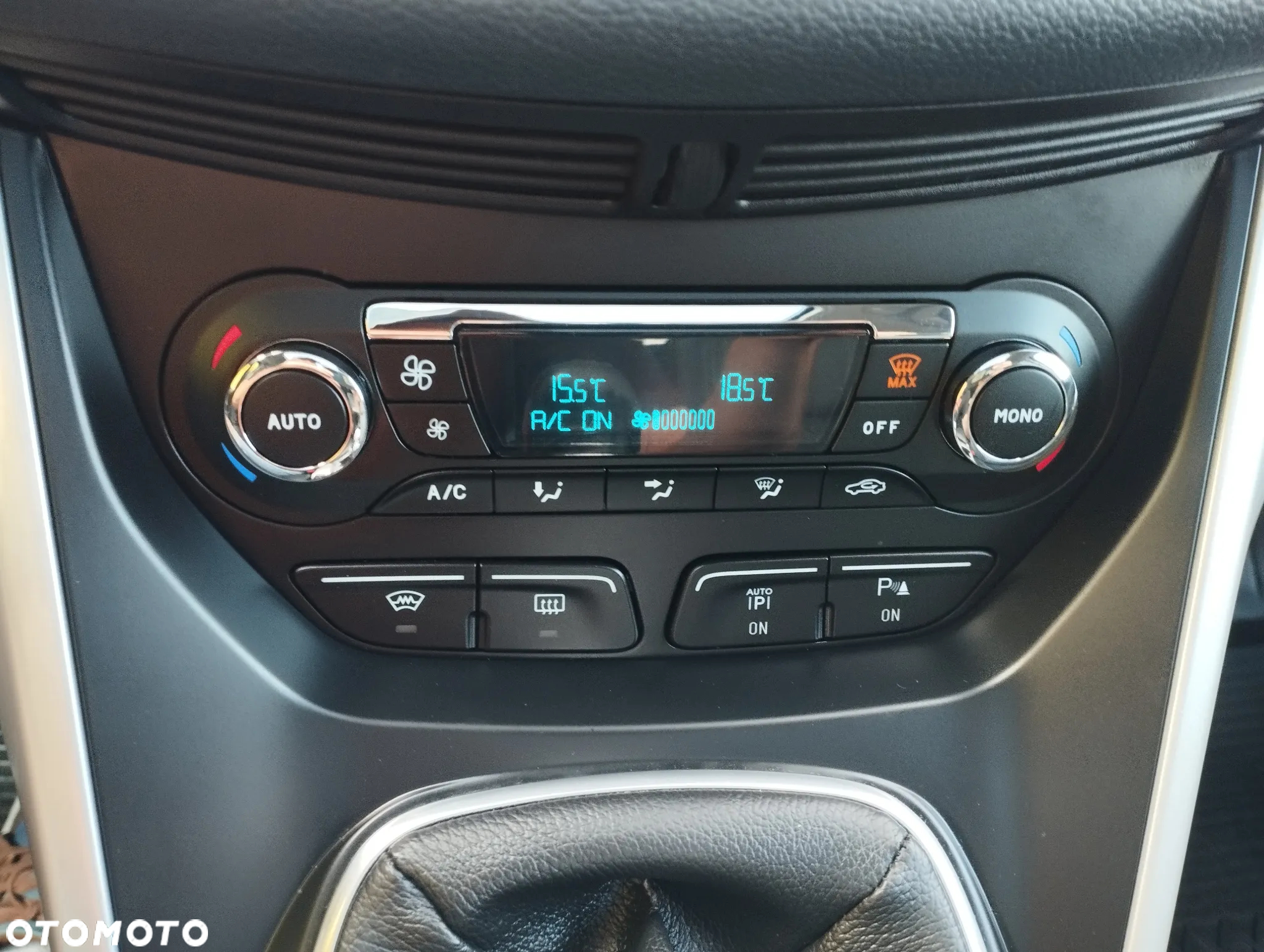 Ford C-MAX 1.6 EcoBoost Start-Stop-System Titanium - 25