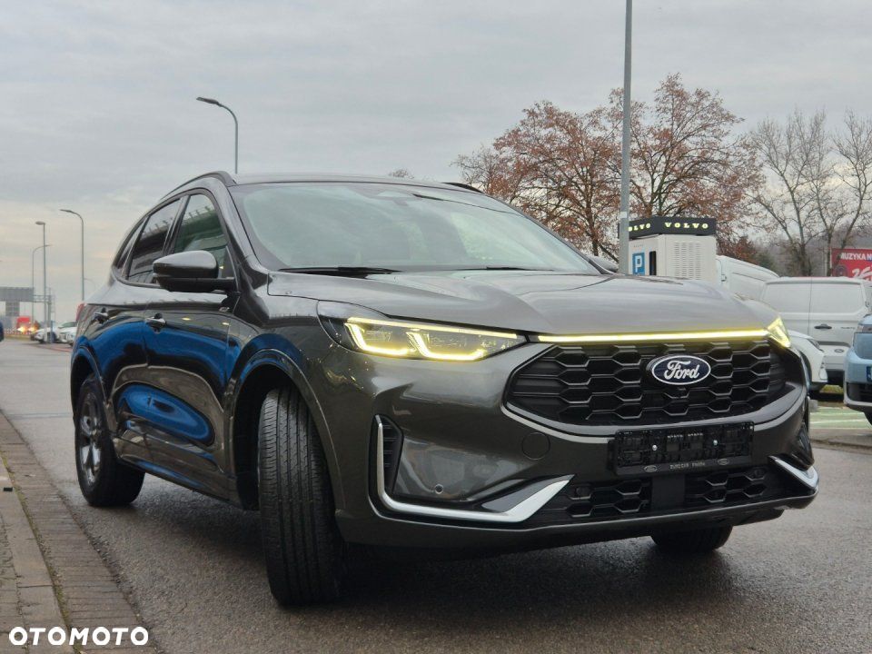 Ford Kuga - 8