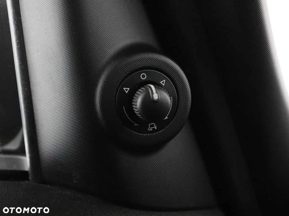 Fiat 500L 1.4 16V Urban - 34