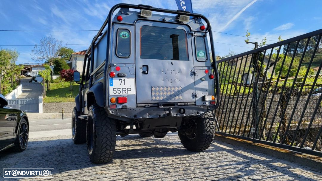 Land Rover Defender 90 2.5 TD5 Metal Top - 8