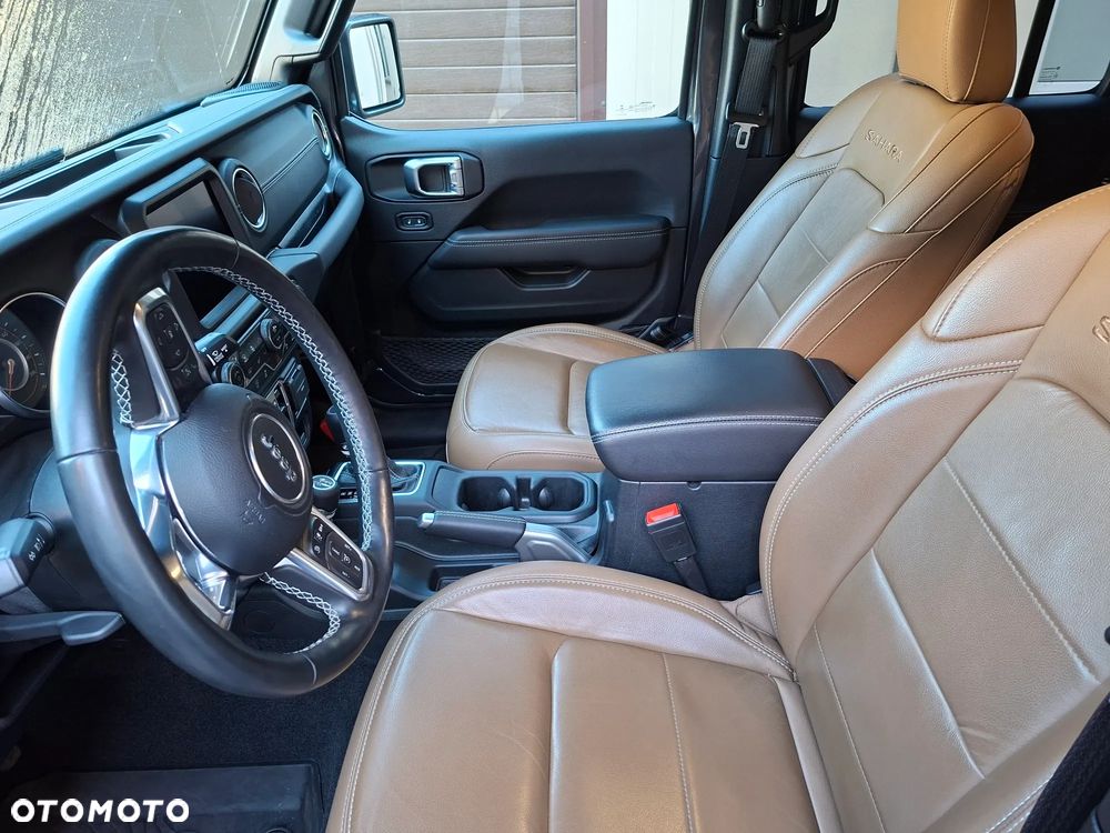 Jeep Wrangler - 3