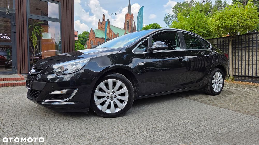 Opel Astra 1.4 Turbo Innovation - 10