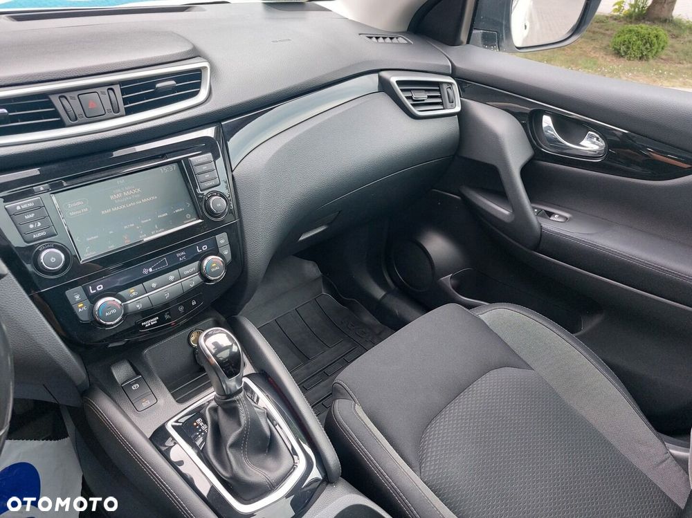 Nissan Qashqai 1.5 dCi Visia DCT - 17