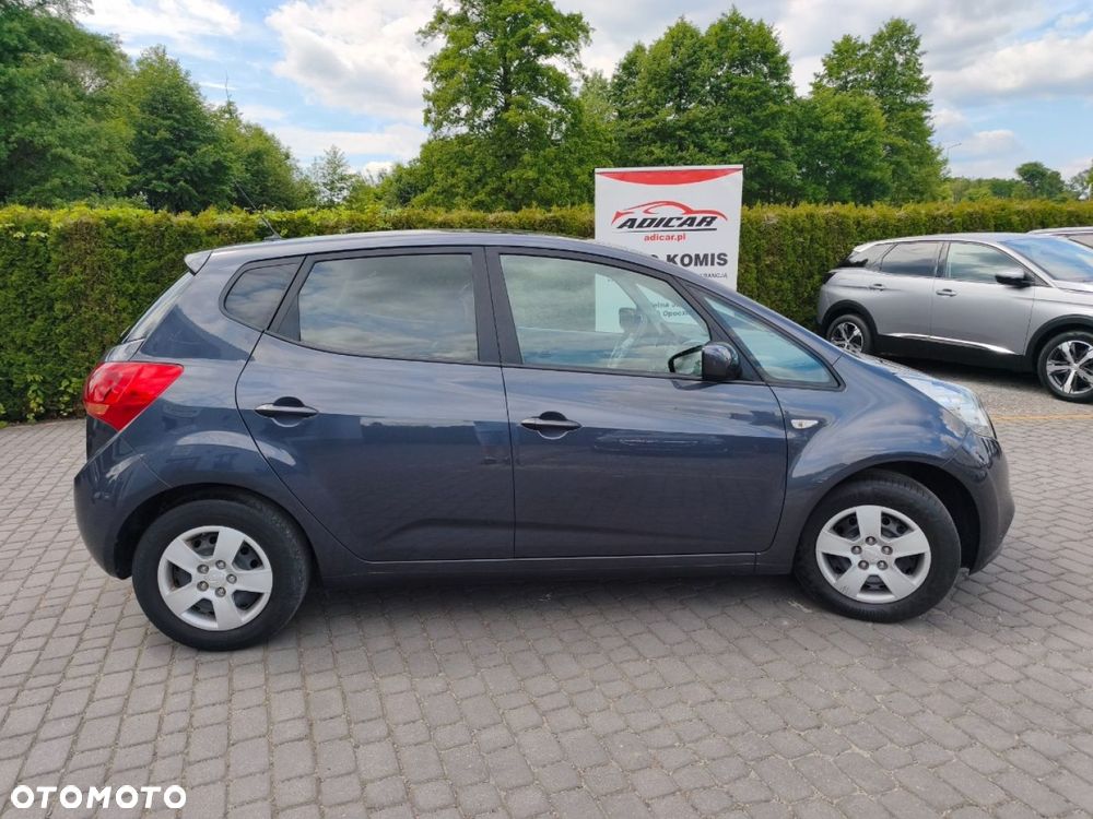 Kia Venga - 5