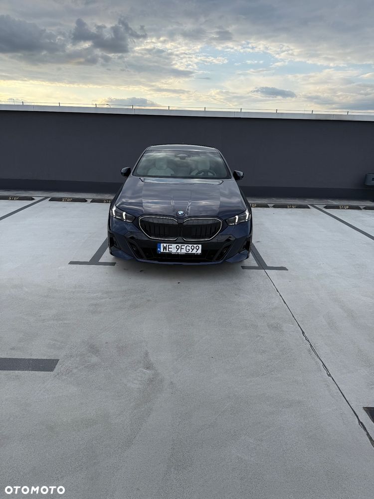 BMW Seria 5 - 11