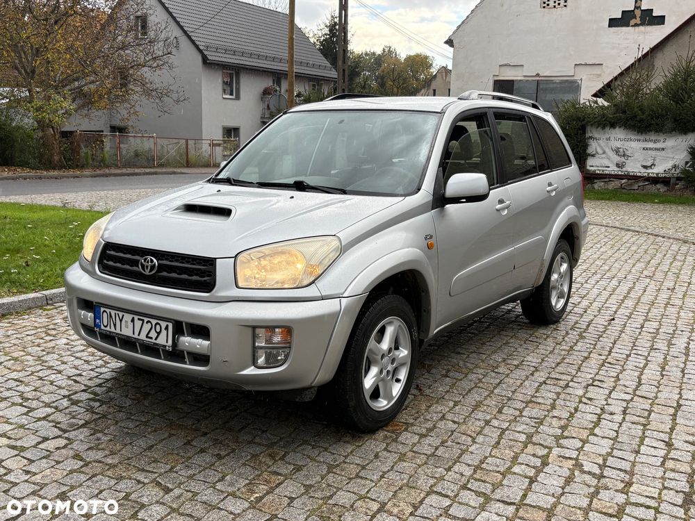 Toyota RAV4 2.0 D-4D 4x4 - 1
