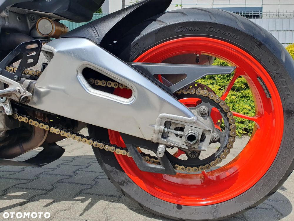 Aprilia RSV - 23