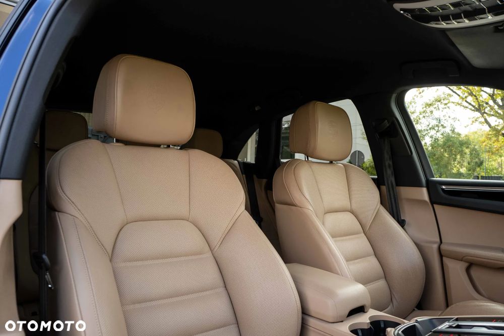 Porsche Macan - 19