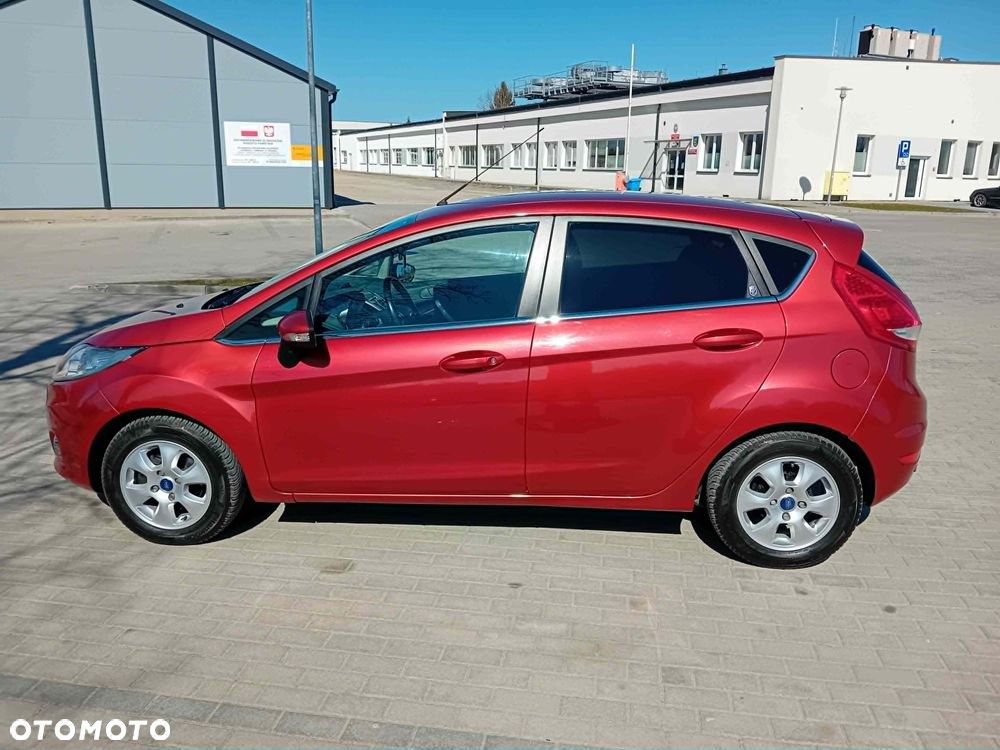 Ford Fiesta 1.4 Ghia - 2