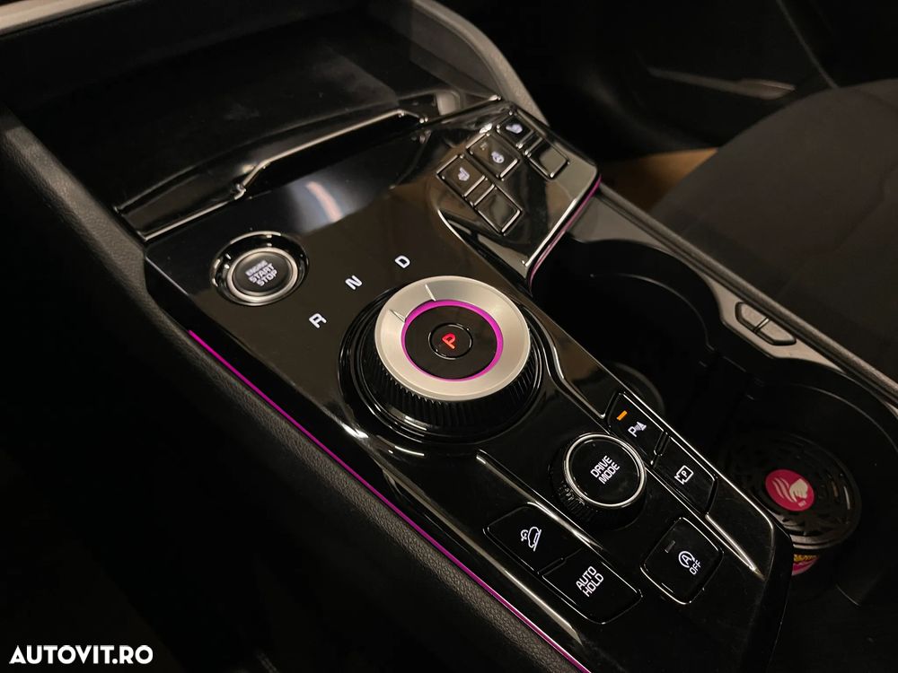 Kia Sportage 1.6 DSL MHEV 7DCT HP 4x2 Style - 30