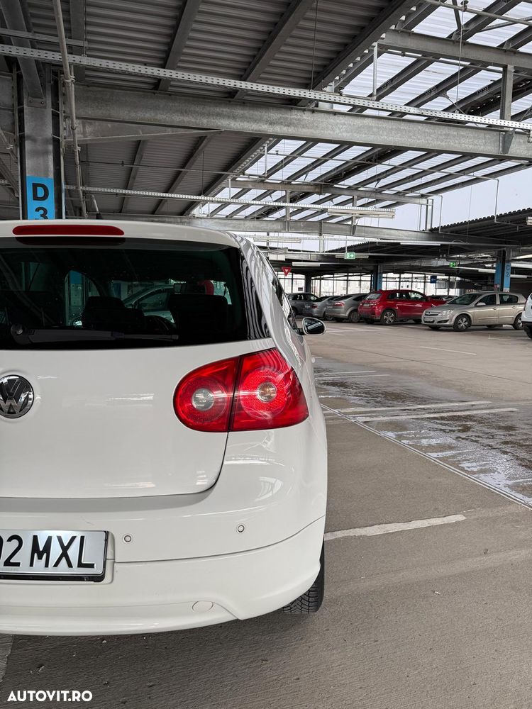 Volkswagen Golf 1.6 Trendline - 5