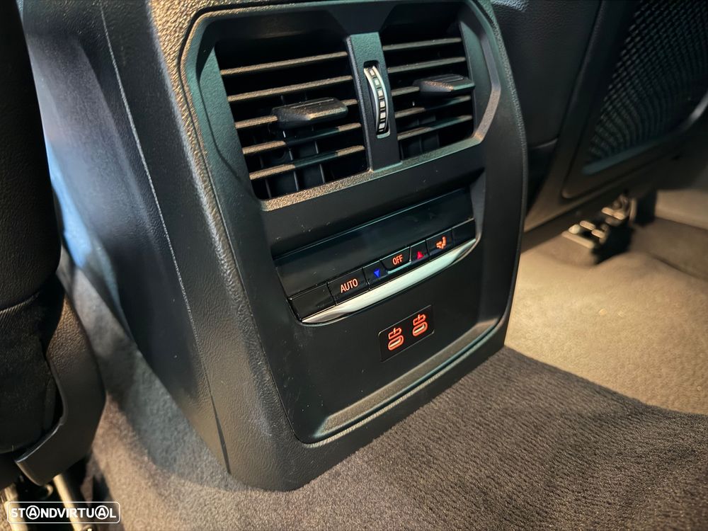 BMW 320 d Pack M Auto - 15