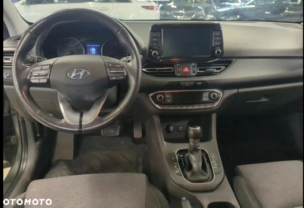 Hyundai i30 1.5 T-GDI 48V Smart DCT - 6