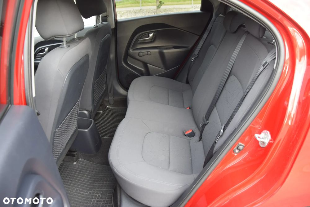 Kia Rio - 13