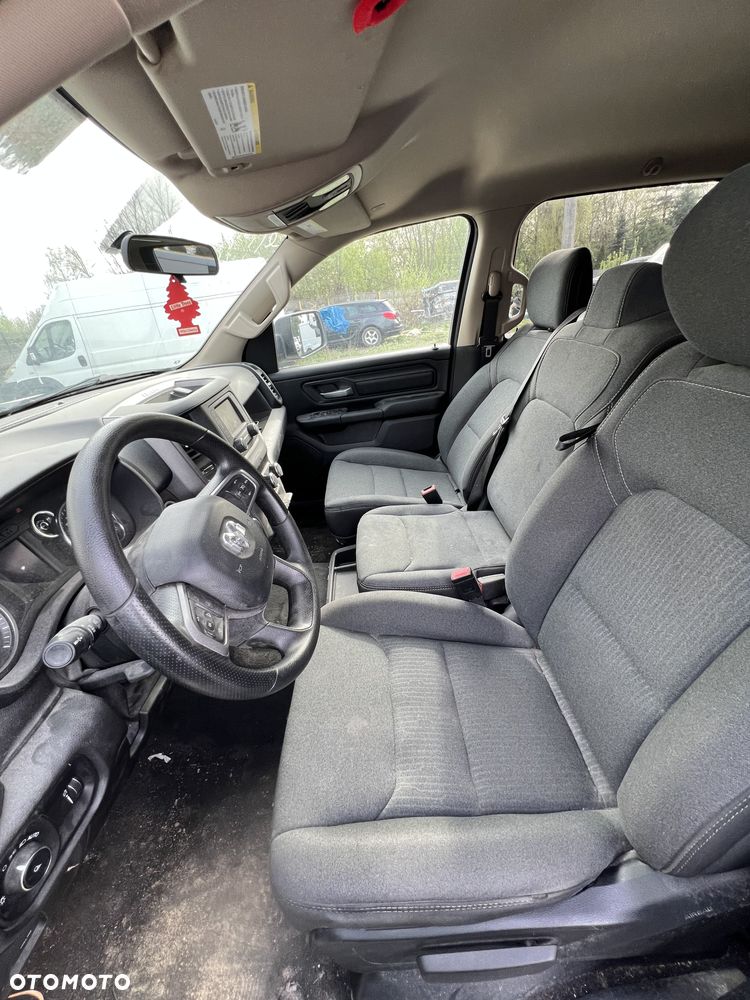 RAM 1500 - 13