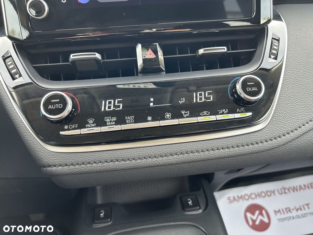 Toyota Corolla - 21