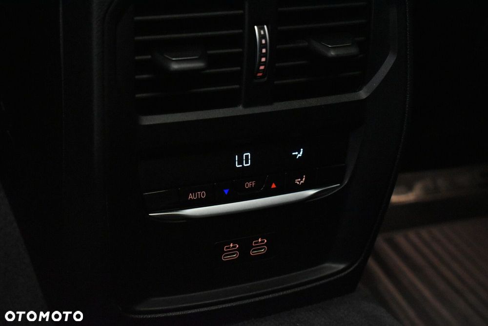 BMW Seria 3 - 24