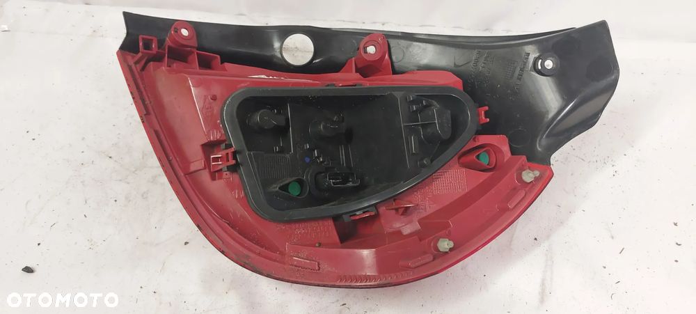 .  TYL TYLNA LAMPA LEWA RENAULT CLIO 3 HB - 3