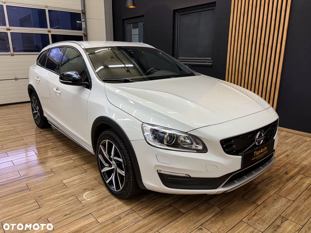 Volvo V60 Cross Country D3 Geartronic Summum - 5