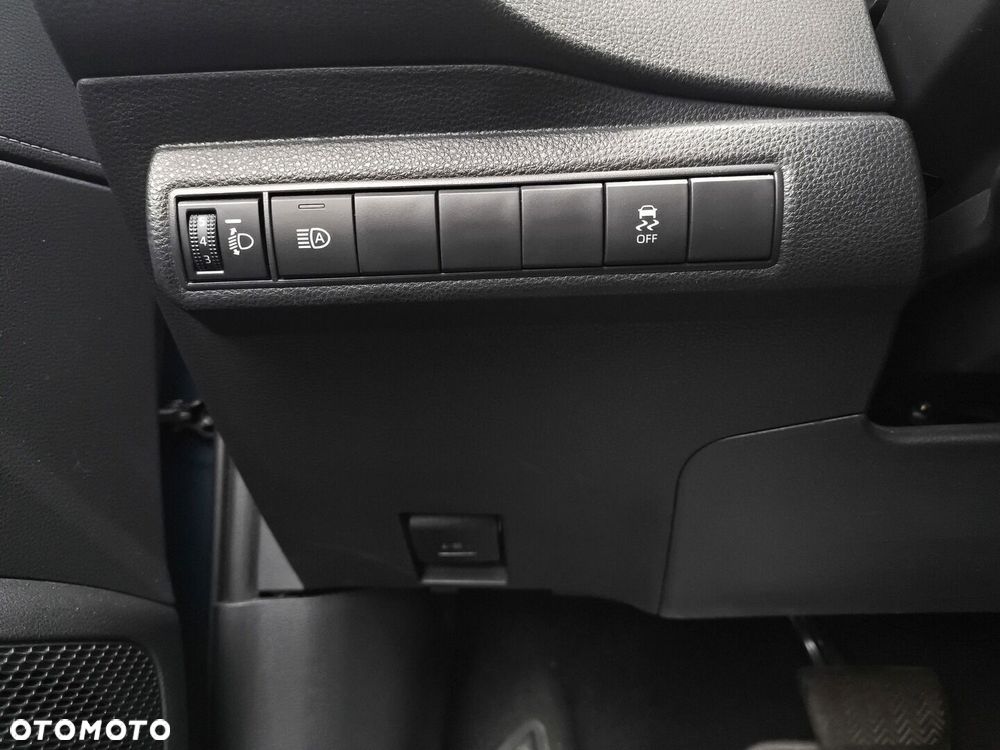 Toyota Corolla 1.8 Hybrid Comfort - 22