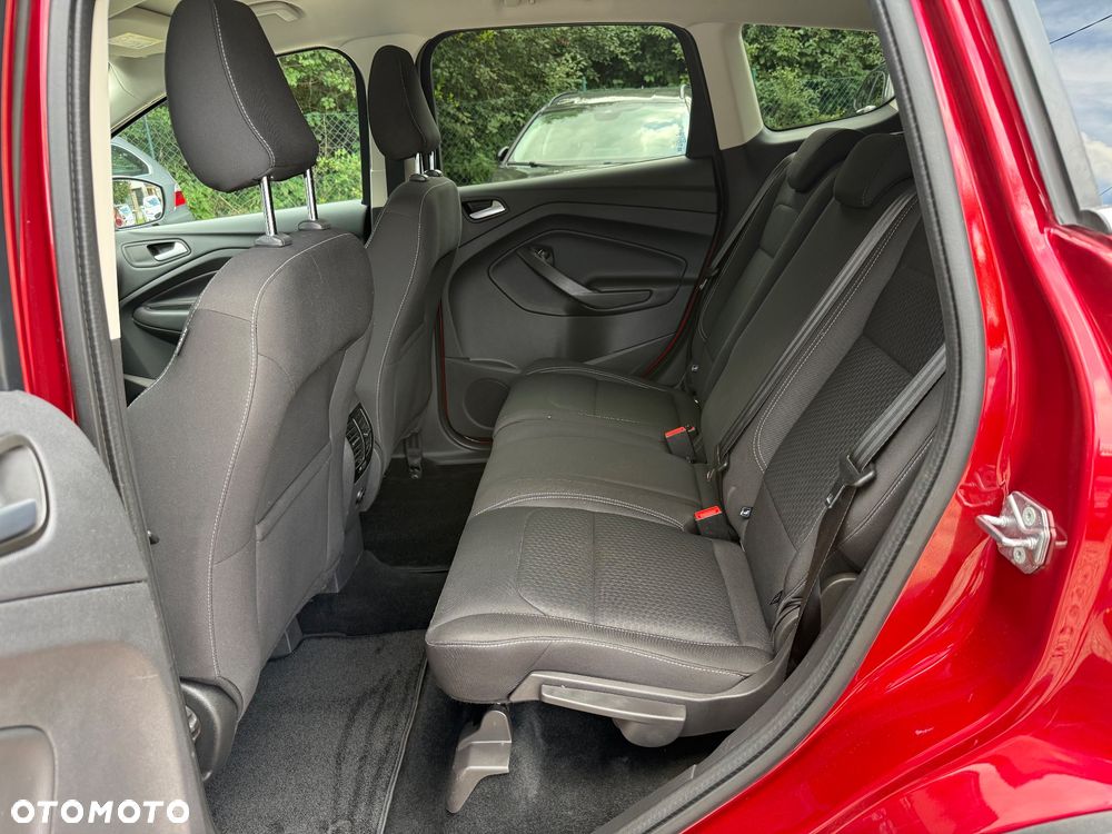 Ford Kuga 1.5 EcoBoost 2x4 Titanium - 11