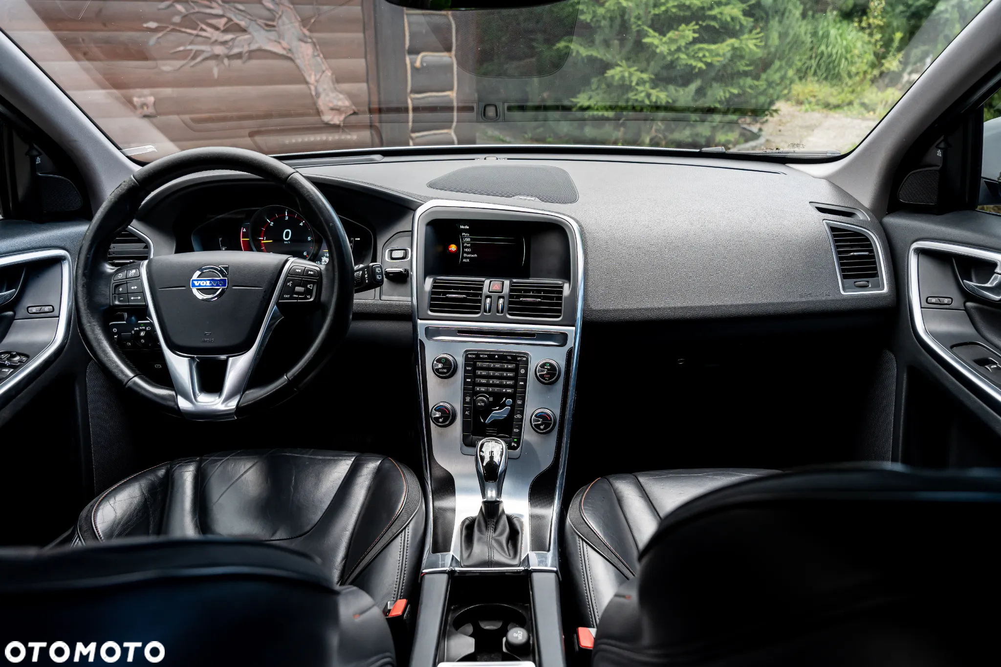 Volvo XC 60 D3 Drive-E Kinetic - 34