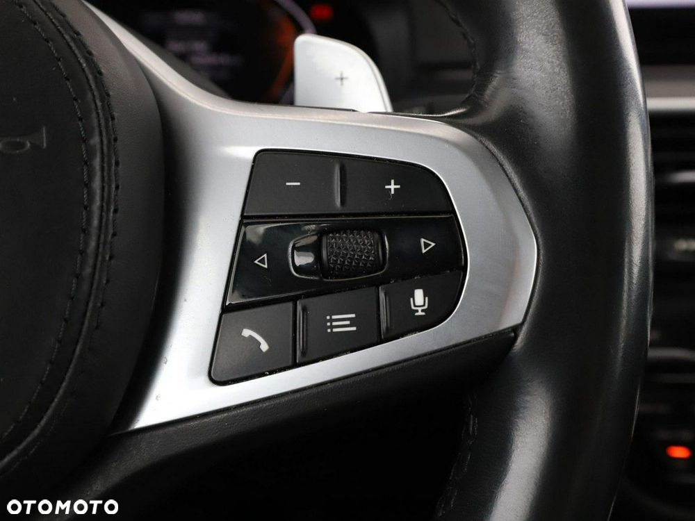 BMW Seria 5 - 33