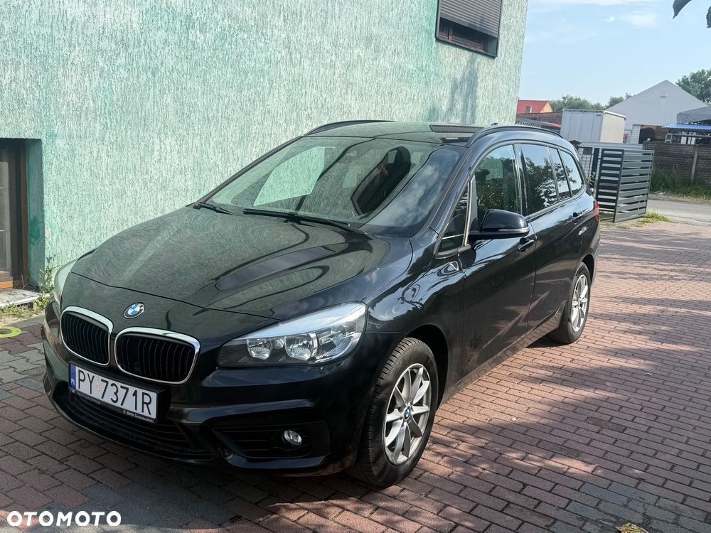 BMW Seria 2 216d Sport Line