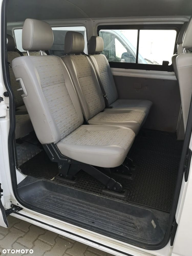 Volkswagen Transporter T5 TDI L2H1 - 4