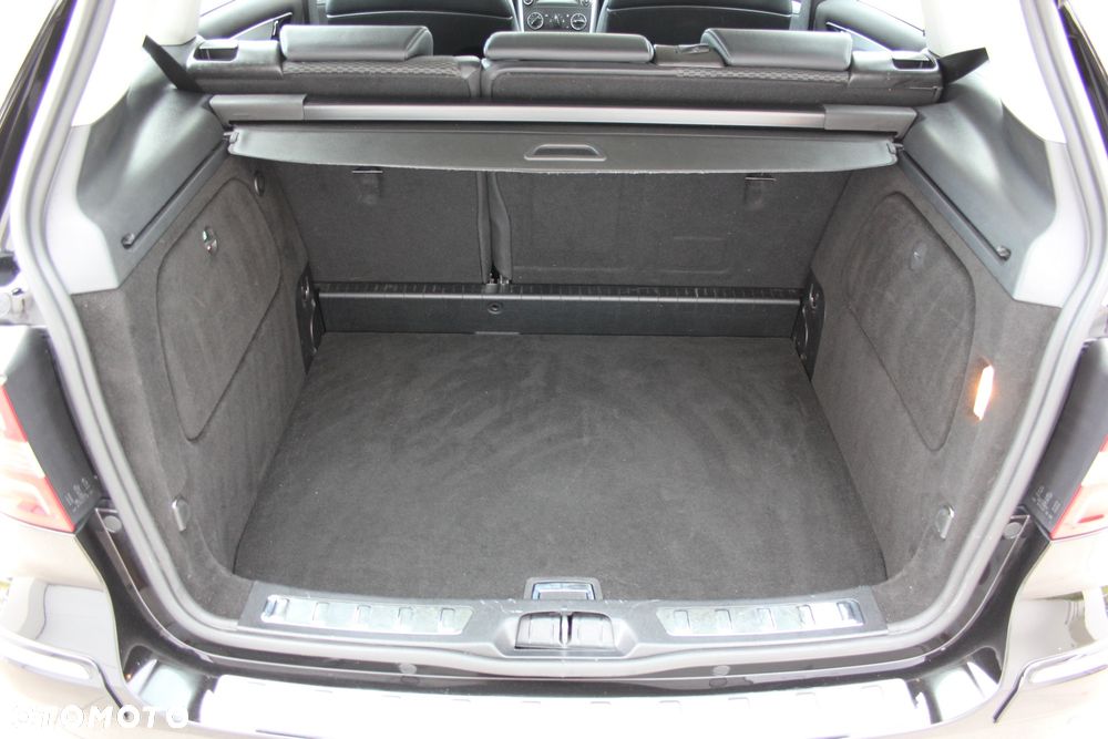 Mercedes-Benz Klasa B 180 BlueEFFICIENCY - 21