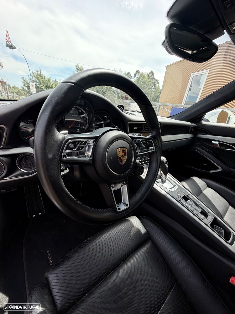 Porsche 911 (991) Turbo PDK - 24