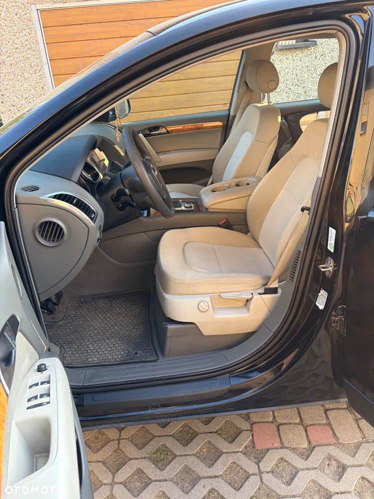 Audi Q7 - 9