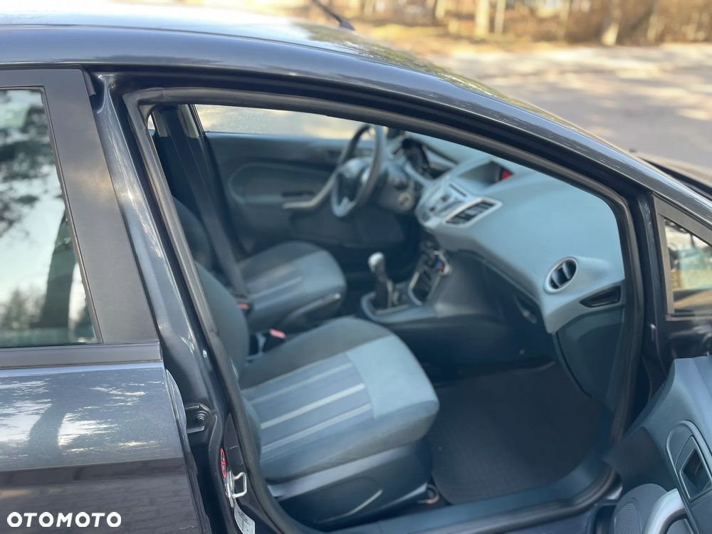 Ford Fiesta 1.25 Trend - 14
