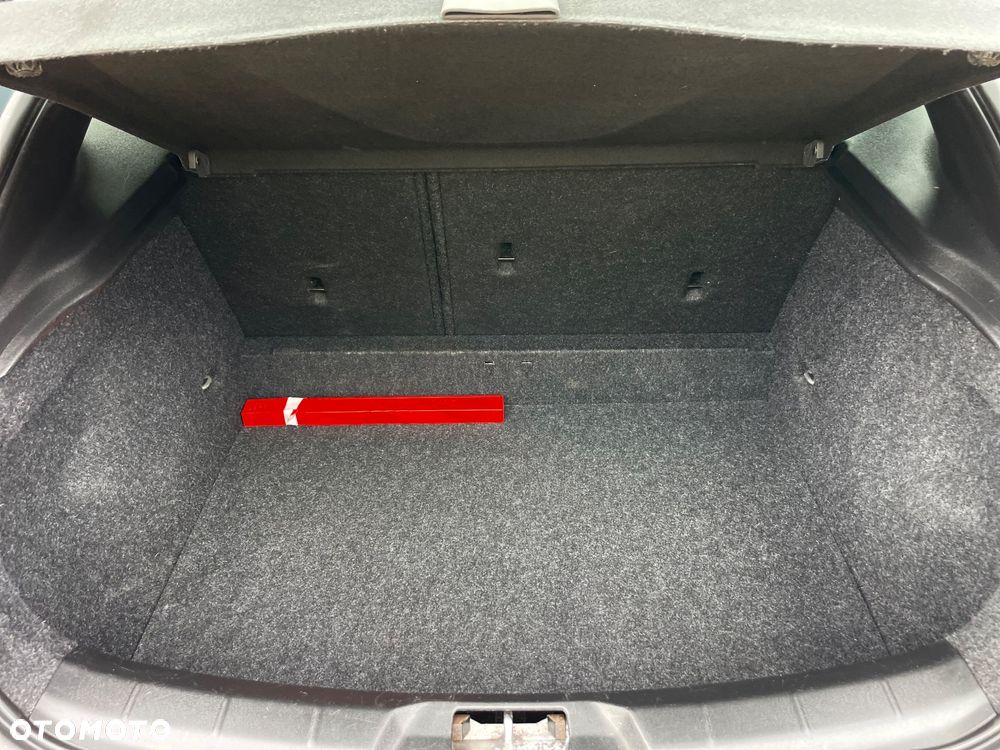 Volvo V40 D2 Inscription - 34