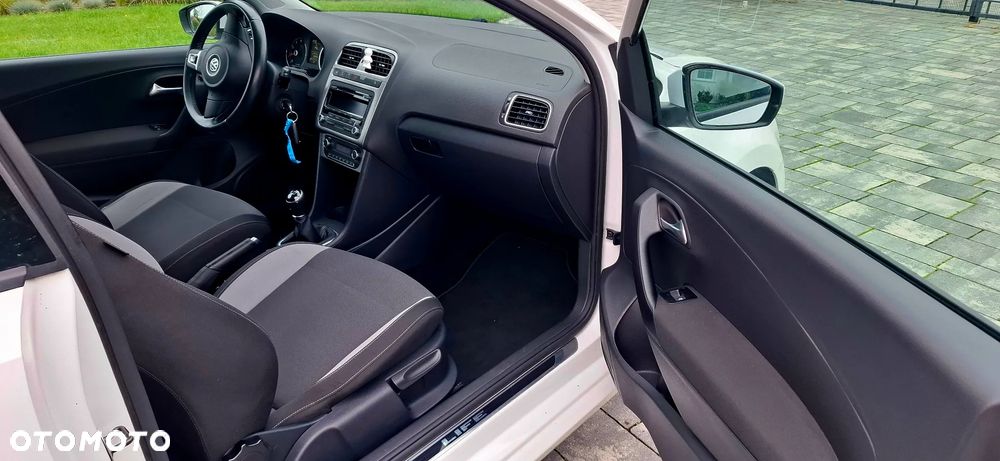 Volkswagen Polo 1.2 TSI Life - 22