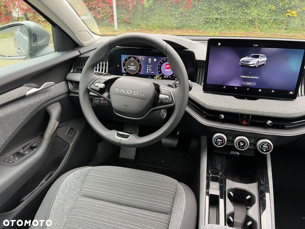 Skoda Superb 2.0 TSI Drive DSG - 13