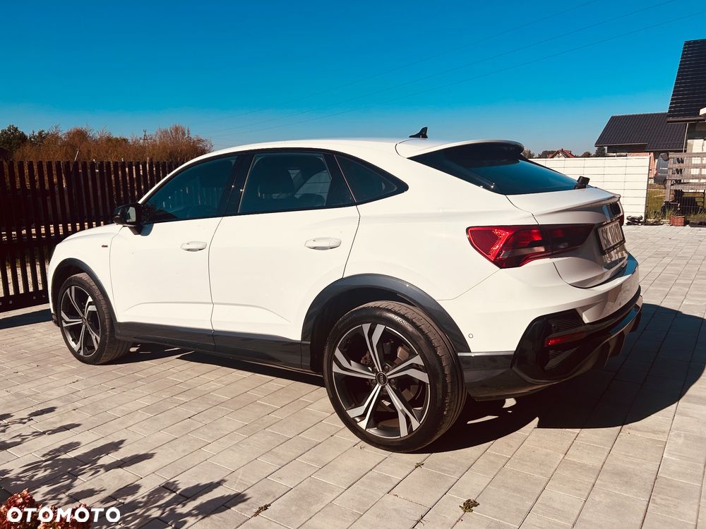 Audi Q3 Sportback - 5