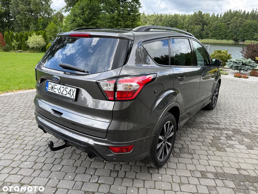 Ford Kuga - 4