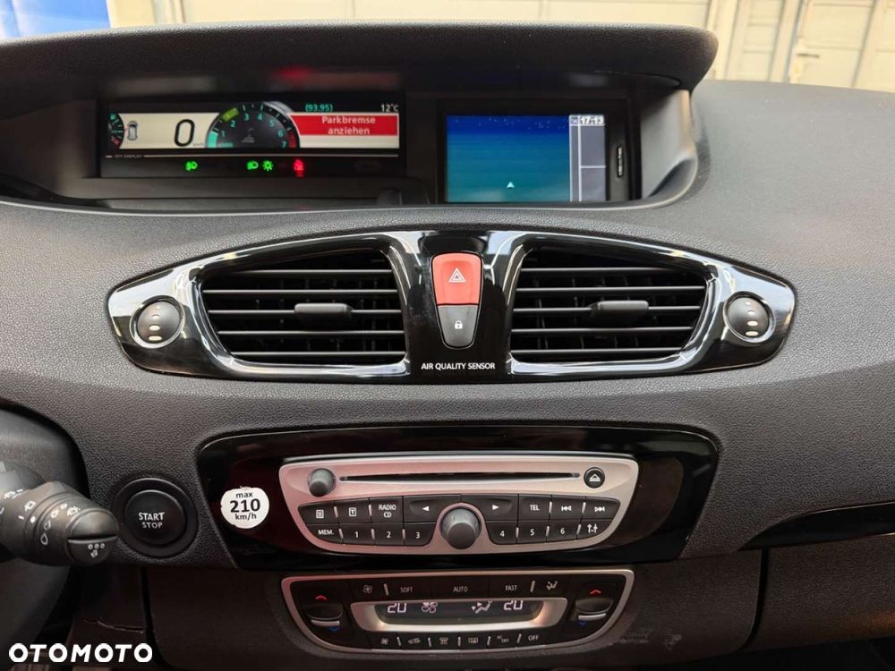 Renault Scenic - 26