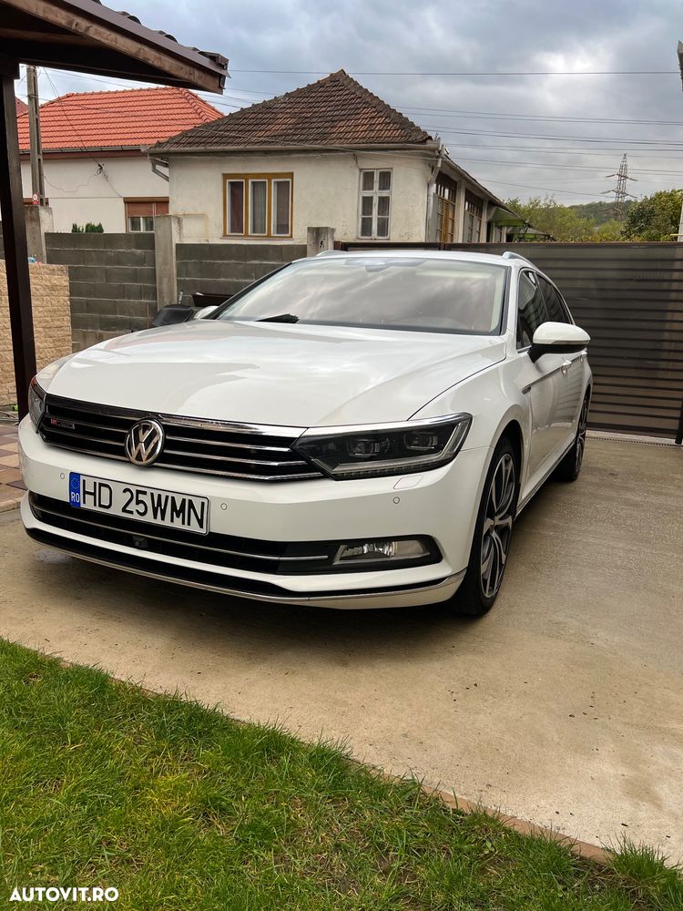 Volkswagen Passat 2.0 TDI SCR 4Motion DDG Highline - 3