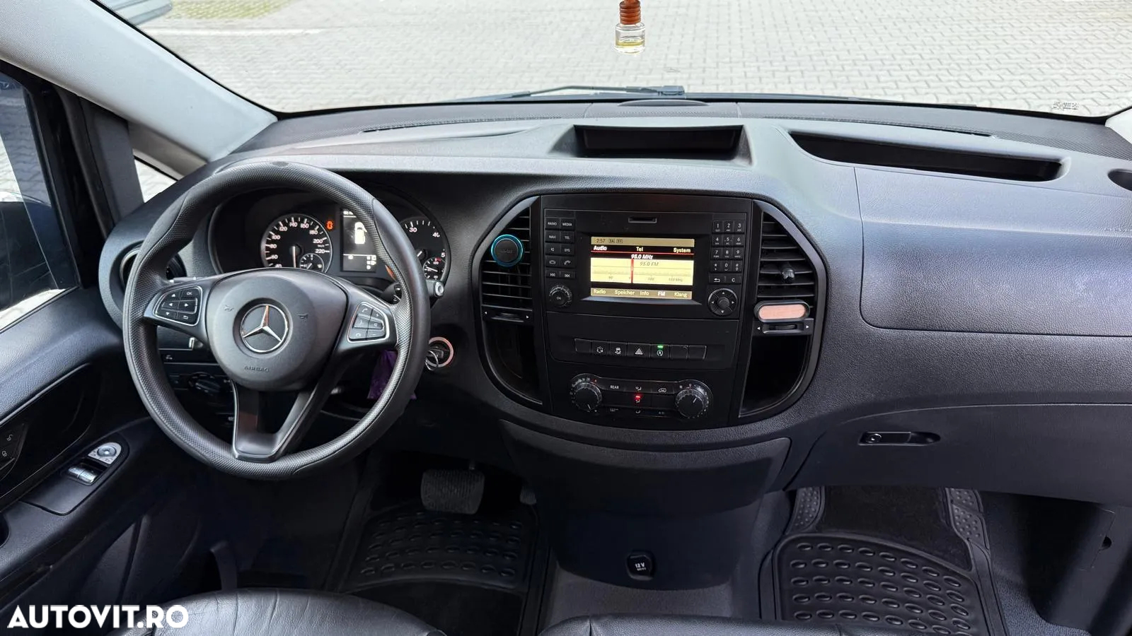 Mercedes-Benz Vito - 7